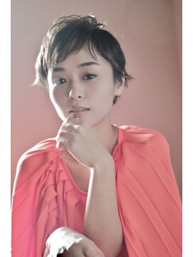 メイカ(MEIKA) すっきりショート(アレンジ)