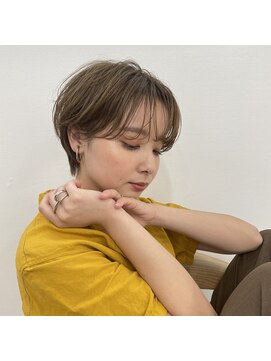 エフ ヘアーアンドリラクゼーション(F. hair & relaxation) 【F.】マッシュショート