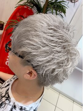 ディバイス カラーアンドエクステ(Device) メンズWカラーカット