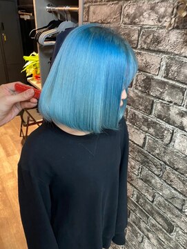 ヘアビューティースタジオ ラルガ(Hair beauty studio Raruga) スカイブルー