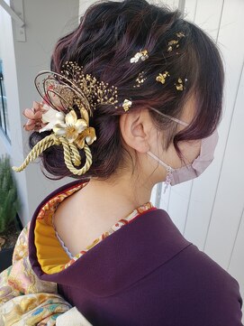 ヘア ケア ディエイチケー(HAIR CARE DHK) 可愛い波ウェーブシニヨン