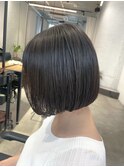 大人可愛い20代30代40代黒髪前下がりショートボブ丸みショート