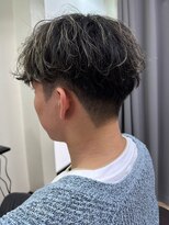 エクシア 西梅田店(EXCIA)&nbsp;【パーマダウン】ハイライト×ツーブロック