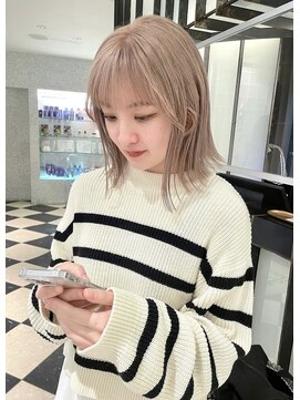 スニュウ(snuw) 【 snuw mina 】ホワイトベージュカラー