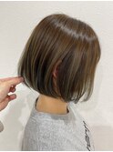 赤み消しにおすすめ！オリーブカラー