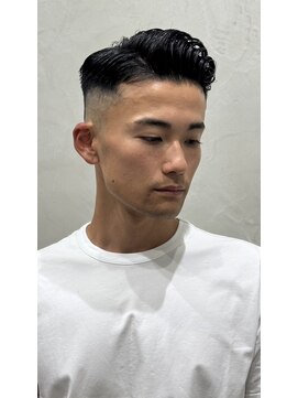 ジゼル(gisele) (片倉)七三フェード