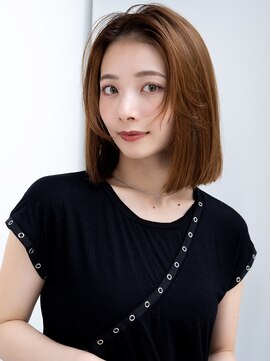 レノラ 本町(LENORA) 20代30代大人かわいいナチュラル暗髪エアーストレートヘア