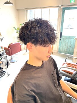 アンティコ(Antico) マッシュショート束感ツイストスパイラルモテ髪ツーブロック流行