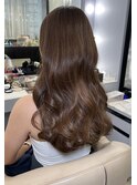 ダウンスタイル　ヘアセット　巻き髪　透明感カラー