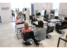 肌に溶け込むようなスタイル＋艶&透明感☆を手に入れるならSNS・口コミで大人気のサロン☆【札幌/大通】