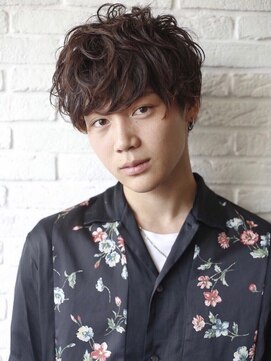 メンズサロン Johnny MEN 下北沢店【ジョニーメン】 men's/メンズ/リバースセンターパート/ニュアンス/ダウンパーマ