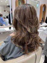 ピークアブー アヴェダ ギンザシックス(PEEK-A-BOO AVEDA GINZASIX) レイヤーシャギースタイルワンホンレイヤーハイライト◆