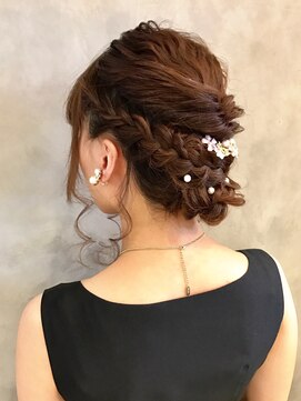 リルア 博多(LIRUA) ゆる編みアップ