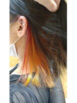 フリーランスシェアサロン ハウオリ(FREELANCE SHARESALON hau'oli)&nbsp;【HAZUKI STYLE】インナーカラー×オレンジ・レッド☆