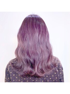 メーヴェ(Mowen) mowen 南堀江 パープルカラー×セミウェットウェーブ×艶髪