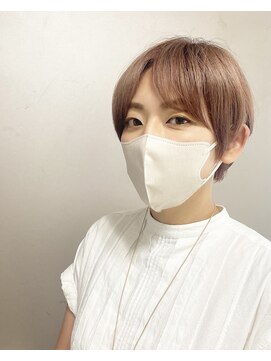 ピエドプールポッシュ(PiED DE POULE POCHE) 大人シンプルショート×ピーチベージュ