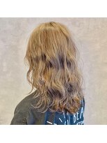 フィオーラ(Fiora)&nbsp;ヌードカラー×ハイライト