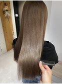 ◎オージュア極みで柔らかベージュにツヤっとストレートヘア◎