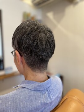 スノウ(snow) お白髪いかしましょなショート