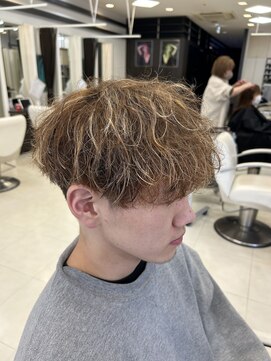 プランタン フォー ヘアー(printemps FOR HAIR) スパイラルパーマ/ハイライトカラー