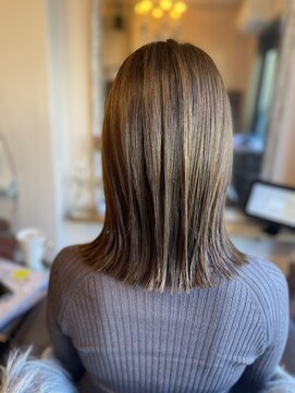 スノードロップ(SNOW DROP) 30代×セミロング×グレージュカラー