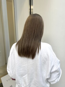 ソア(soa) ヘーゼルベージュ/ハイトーン/大阪美容室/枚方美容室/大阪ロング