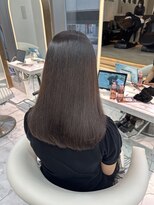 ロンドルピナス 小倉(Lond Lupinus) ミディアムヘア暗めカラー/デザインカラー/フェイスフレーミング