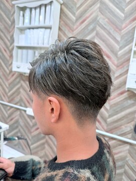 ヘアメイクゼロ 坂戸駅前店(hairmake zero) ハイライトショート