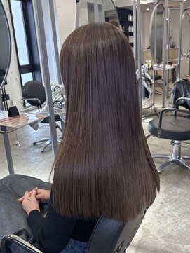 技術者次第で仕上がりが大きく変わるミネコラトリートメント