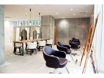 SIECLE　hair&spa　渋谷店　【シエクル　ヘアアンドスパ】