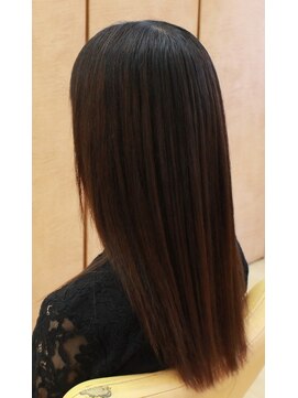 エリア 燕店(area) 髪質改善ストレート