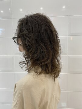 ゼル イオンタウン名西(ZELE) ミディアムレイヤー