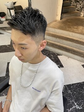 メリケンバーバーショップ フクオカ(MERICAN BARBERSHOP FUK) かき上げヘアショートレイアーくせ毛風パーマコンマヘア869