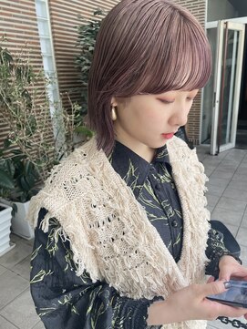 デイジー(Daisy) ピンクベージュ/顔まわりレイヤー/ペールラベンダー