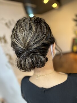 ヘアデザイン ヴォワール(hair & design voir) ヘアセット×おすぎ