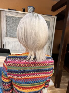 モアムー(Moremuu) スケスケホワイトカラー