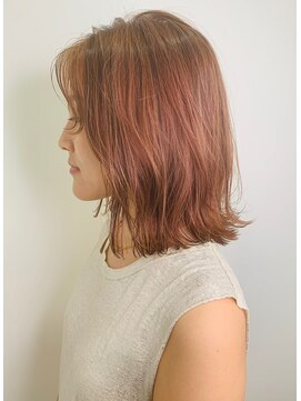 イーストハムアネーロ(EAST HAM anello) くびれミディアムボブ×オレンジ