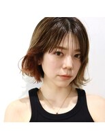 ザ アルゴンキン トウキョウ オヤマ(THE ALGONQUIN TOKYO OYAMA) ウルフボブにムラ染めカラー