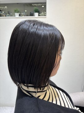 シェルバイコソラ(SHELL by kosora) 切りっぱなしボブ