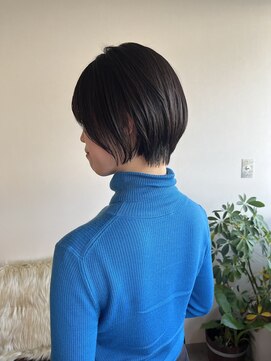 マッシュ アドベ 八戸ノ里(MASHU ADOBE) 綺麗め丸みショート