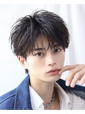 無造作フェザーショート