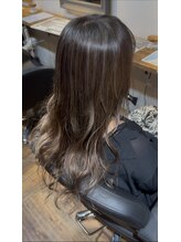 エストヘアーバイ フレンズ 新宿店(est hair by friends)&nbsp;ハイライト/グレージュ