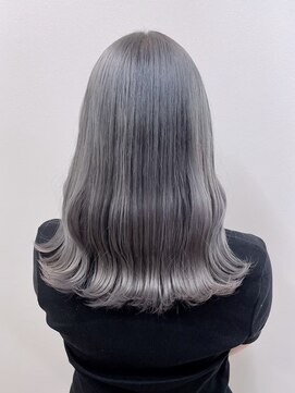 キヴィ(kivi) ホワイトグレーロングレイヤー