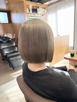 イロ ジェイアール JR奈良店(IRO) ハイトーンボブ/コットンベージュ/肩上ボブ