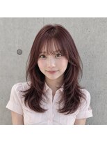 ララルーモ 渋谷公園通り店(LaLarOomo)&nbsp;【高発色】チェリーレッド×小顔ウルフの韓国レイヤー