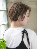 リリアン 青山(relian) ショートスタイルで横顔美人☆