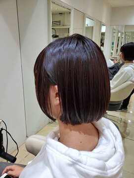 アッシュ 日吉店(Ash) 乾かすだけで決まる丸みボブ