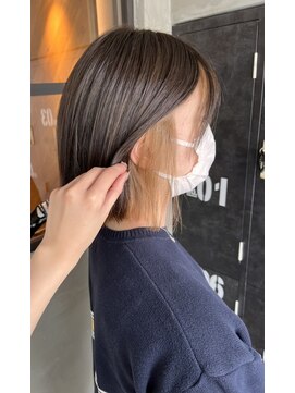 ノーヴィス(NovicE) #インナーカラー#ミルクティー