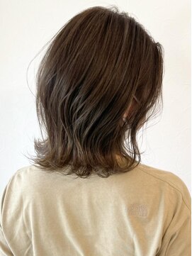 ラテ ヘア リリィ(latte hair lily) 大人可愛い/ロブヘア
