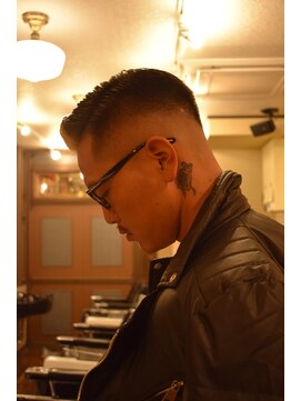 ピーキーズ 折尾店(Peaky's) Side Part